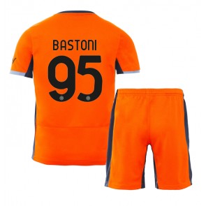 Inter Milan Alessandro Bastoni #95 Tredje trøje Børn 2023-24 Kort ærmer (+ korte bukser)